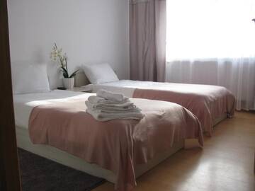 Фото номера Улучшенные апартаменты Апарт-отели 4 Seasons Apartments г. Бистрица 17