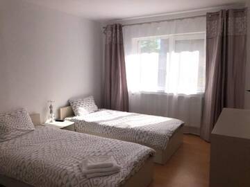 Фото номера Апартаменты - 1-й этаж Апарт-отели 4 Seasons Apartments г. Бистрица 2
