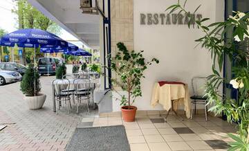 Фотографии Отель Hotel Decebal Bistrita г. Бистрица (Румыния) №3 Фото Отель Hotel Decebal Bistrita г. Бистрица 3
