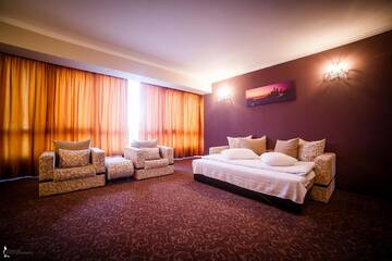 Фото номера Суперлюкс Отель Hotel Ozana г. Бистрица 6